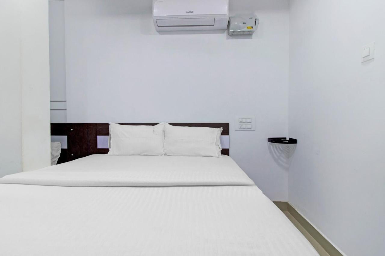 Oyo Flagship 81436 Palace Lodge Mangalore Exterior foto
