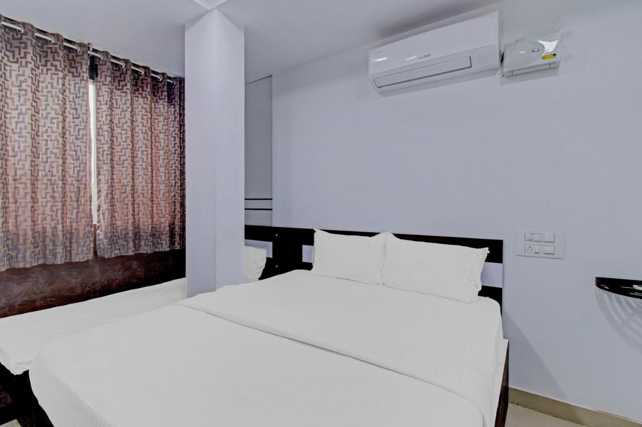 Oyo Flagship 81436 Palace Lodge Mangalore Exterior foto