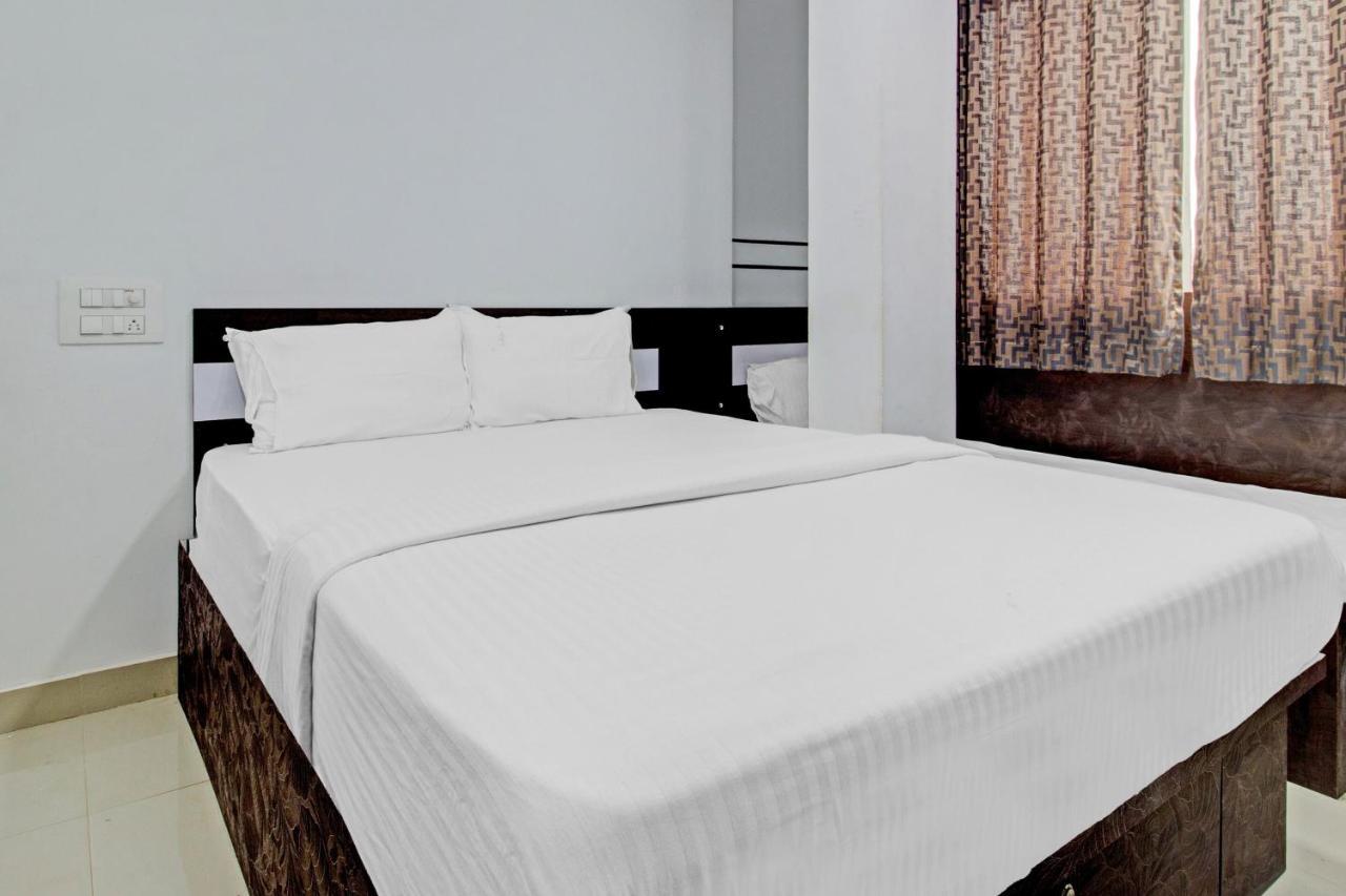 Oyo Flagship 81436 Palace Lodge Mangalore Exterior foto